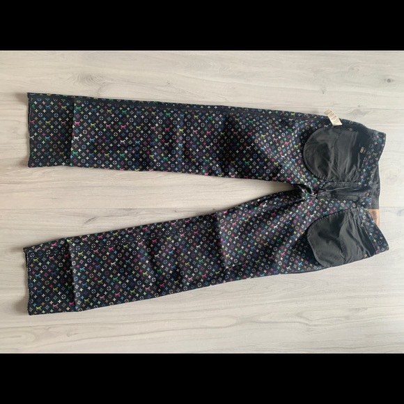 BRAND NEW Authentic Ladies Louis Vuitton Jeans - Picture 7 of 14